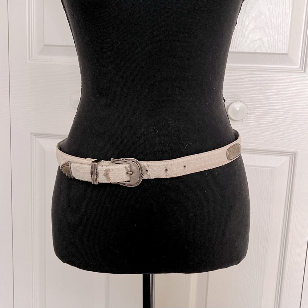 Vintage women’s belt